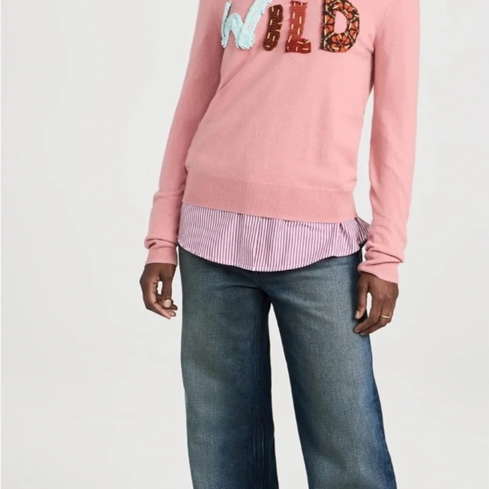Stylish Pink Crew Neck Sweater with 'WILD' Motif - Picture 2 of 5